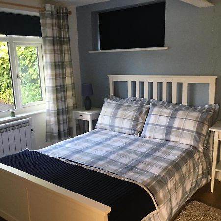 Lovely Ground Floor Apartment In Quiet Village Exeter Eksteriør bilde